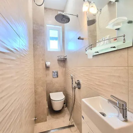 Bright & Modern Luxury Family Апартамент Бургас